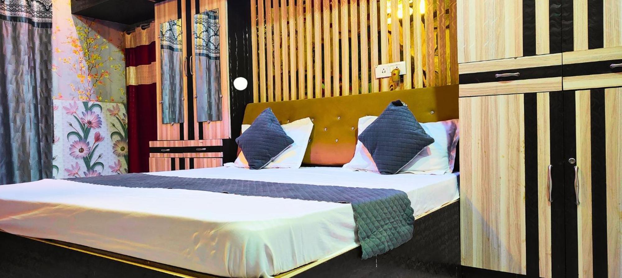 Ramayana Grand Hotel Ayodhya Exterior foto